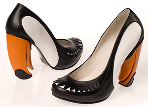 Illustration for article titled OMG, Bird Shoes!